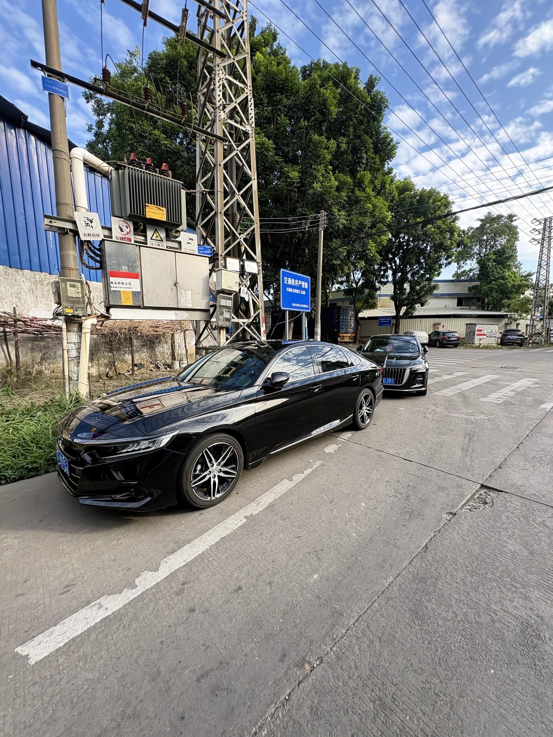 没什么抱怨的 我今天的一切 都是在为我之前的选择买单 人生没有白走的路...