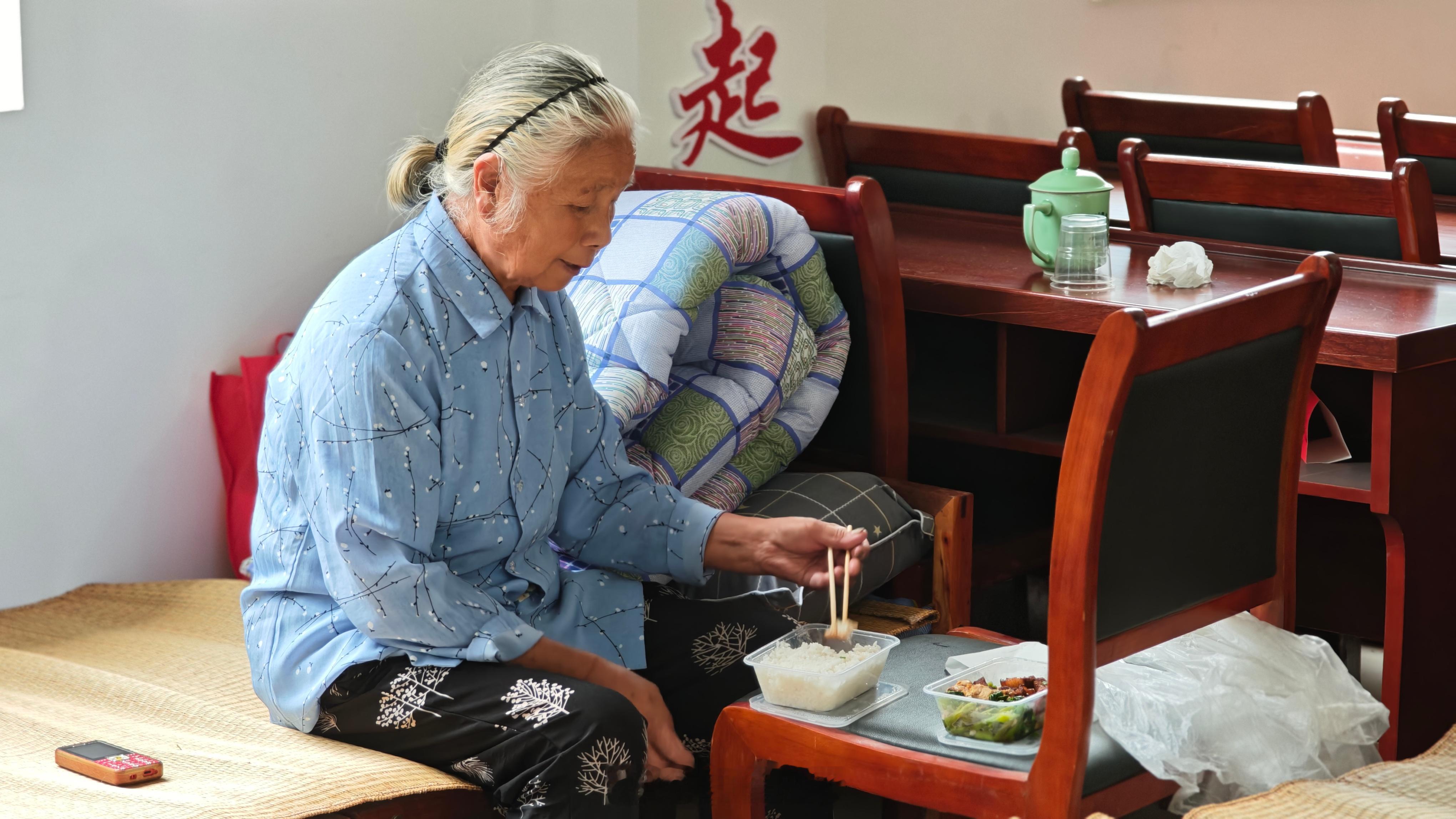 丽水松阳全力守好群众生命安全线台风 “巴威” 来袭前，松阳落实应转尽转，各镇街配