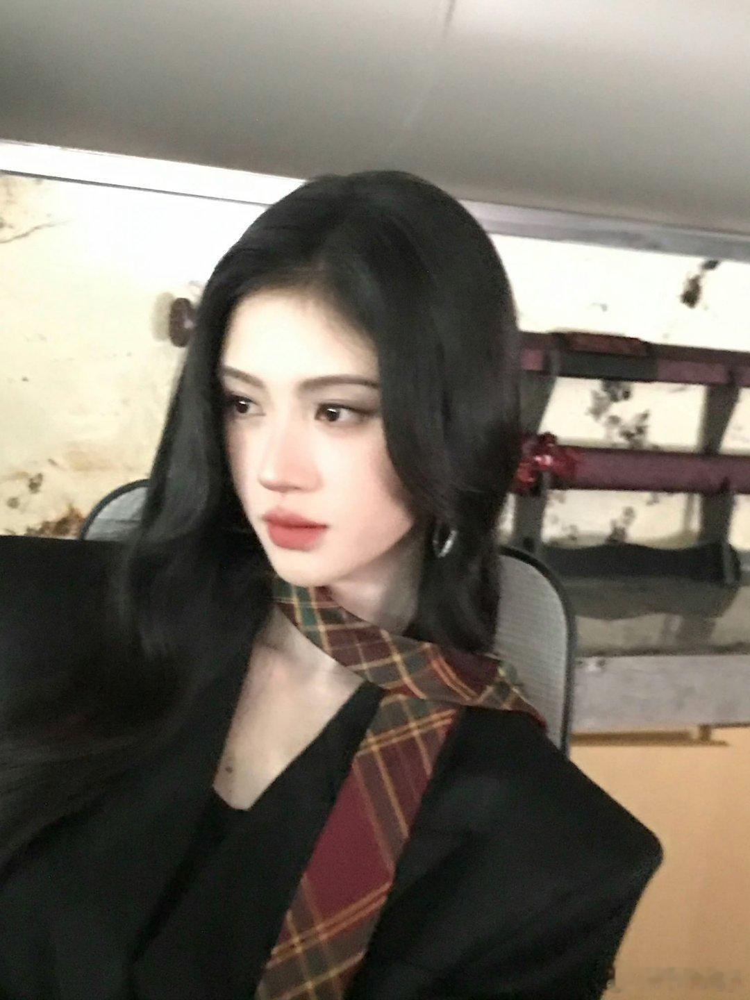 鞠婧祎万花世界 jjy鞠婧祎苏绿夏“我们甚至连一张合照都没有你只活在我的记忆里.