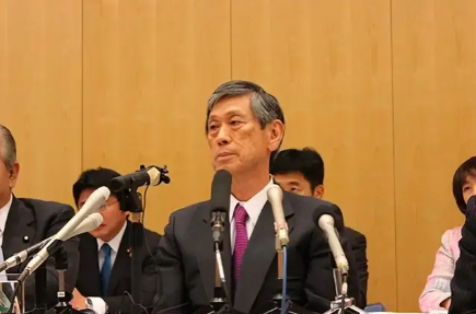 日本驻华大使馆发表了一篇声明，要求中国严惩反日分子，停止反日宣传，保障在华日本扽