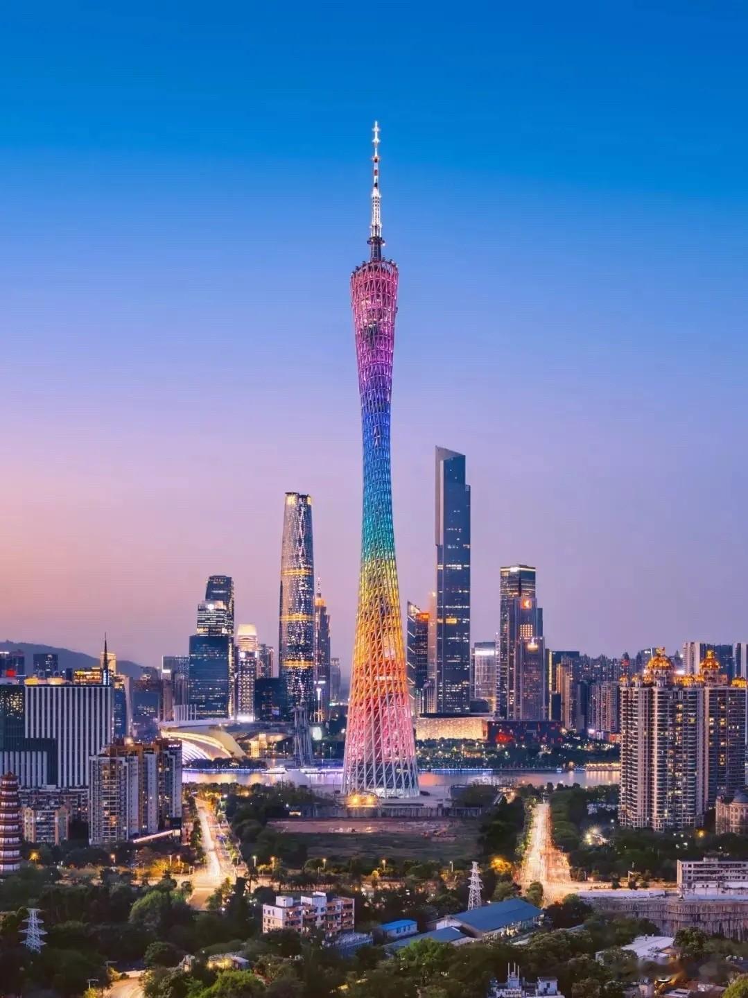 一个又悲又喜的故事！一位男孩今年985硕士毕业，目前在广州一央企工作，如果想在那