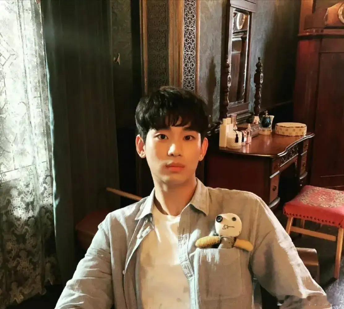 你有没有察觉到？好多男明星没出事的时候，你会觉得他超帅、超好看，喜欢得不得了。可