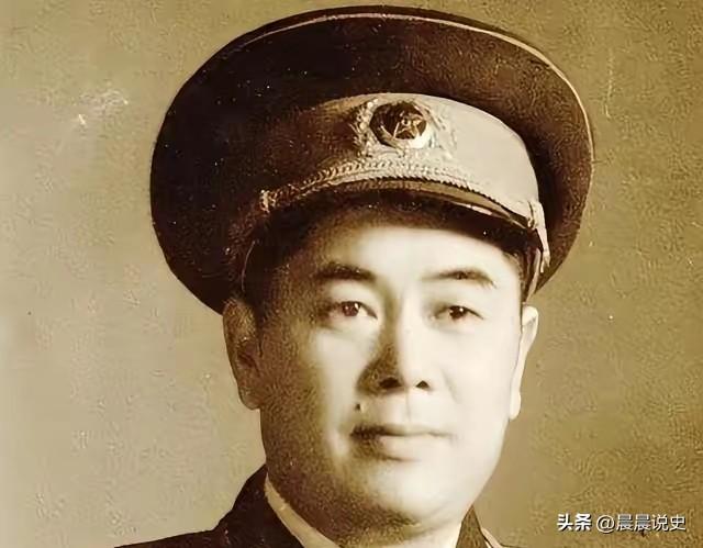 1985年福州军区被撤，司令员江拥辉远赴北京开会，却发现自己并无新任命，回到福建