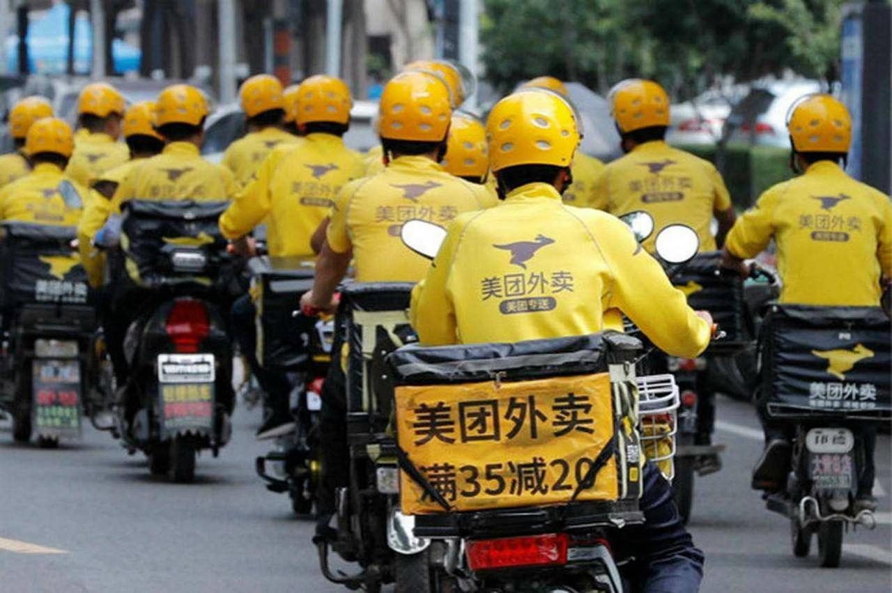 若外卖超时你会给外卖员差评吗？我不会，每个人的生活都不容易，外卖员不会无缘无故的