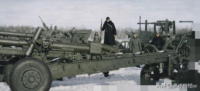 当第二次世界大战时期苏联军事工业利用缴获的虎式坦克研发新一代反坦克炮武器/行反坦