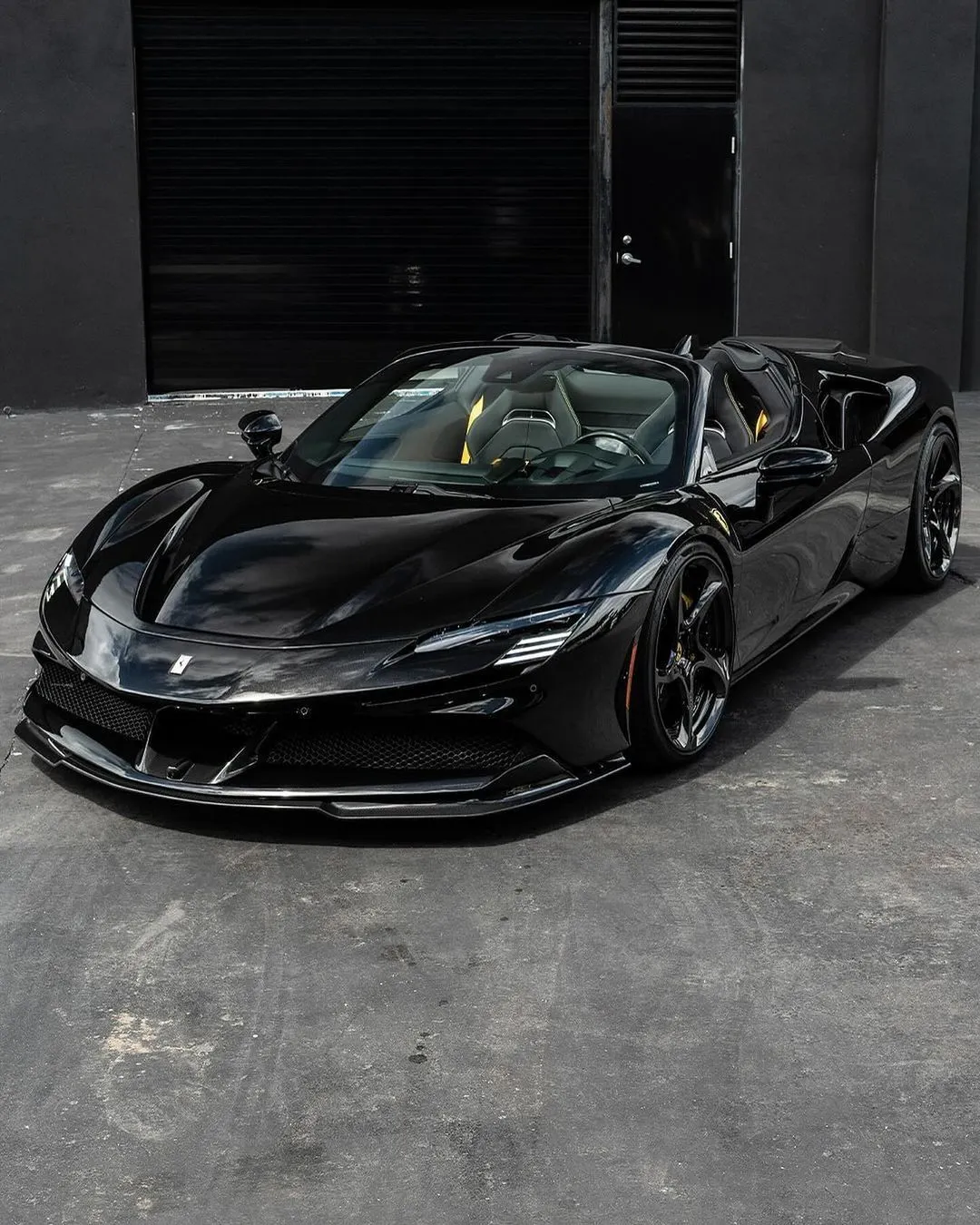 法拉利SF90 Spider