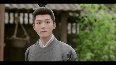 张晚意的口碑翻车是不是证明了一件事:哪怕再糊再会yx，只要有人看剧大众就不会被欺