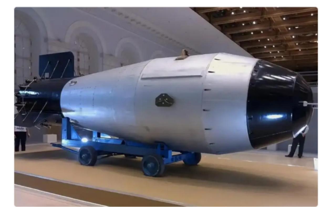 日本若发展核武器，美国不阻止，别国确实很难有效制约。中俄虽有能力亮明红线，但在美