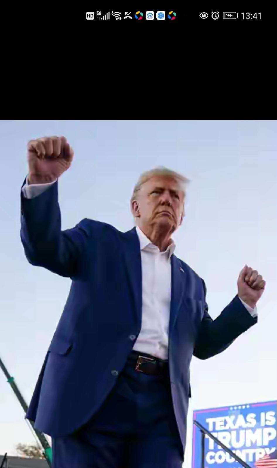 卡尔森骂特朗普“奴隶”，戳破了MAGA的最大幻觉
曾经和特朗普穿一条裤子的保守派