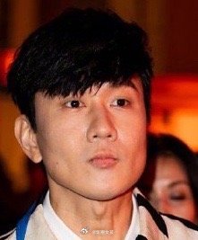 #周杰伦林俊杰生图#怼脸生图，你觉得周杰伦和林俊杰谁的状态最好？[憧憬] ​​​