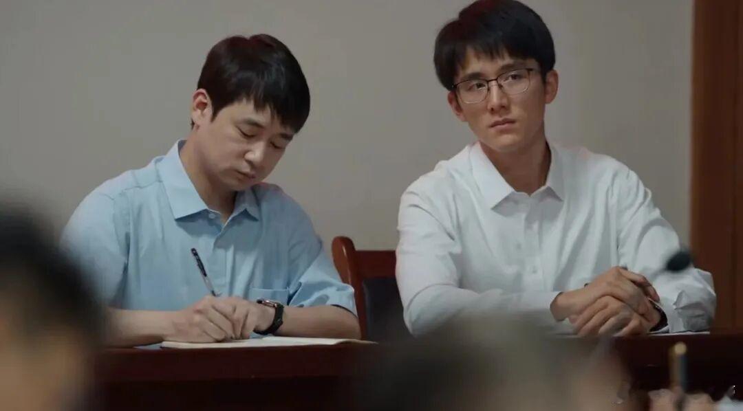 待业的中年人集体渴望考公上岸公务员公务员考试 总算有个希望，总算有个念想，业余时