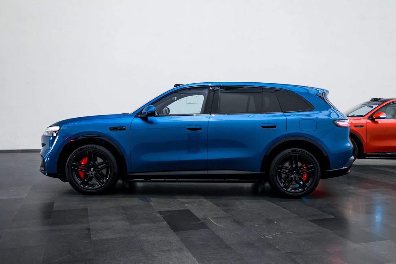 在当前新能源汽车市场竞争愈发激烈的情况下，问界M6作为面向年轻市场的“新锐王牌”