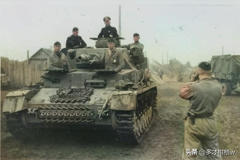 大家可能记得在第二次世界大战末期或者战争快要结束的时候，徳三军队为了让其军队的实