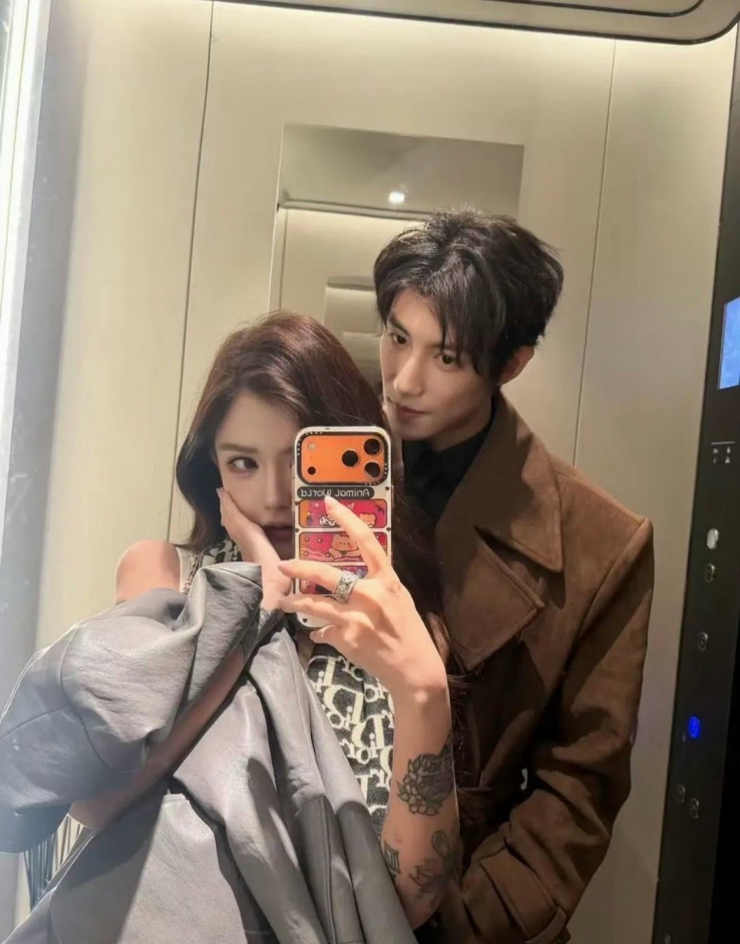 韩安冉晒新男友正面照韩安冉更新换代也太快了