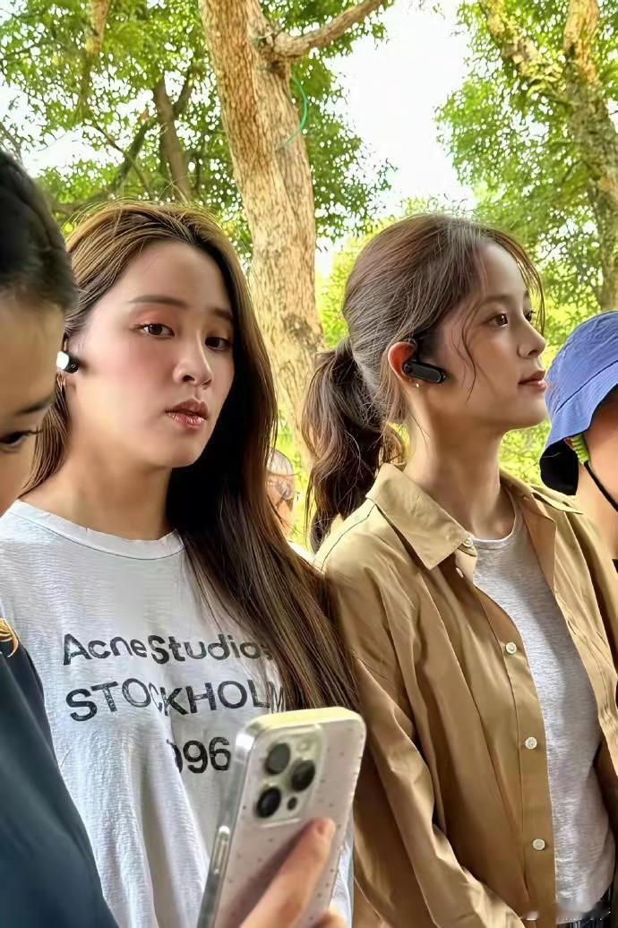 看来三姐妹还是欧阳娜娜好看！ ​​​
