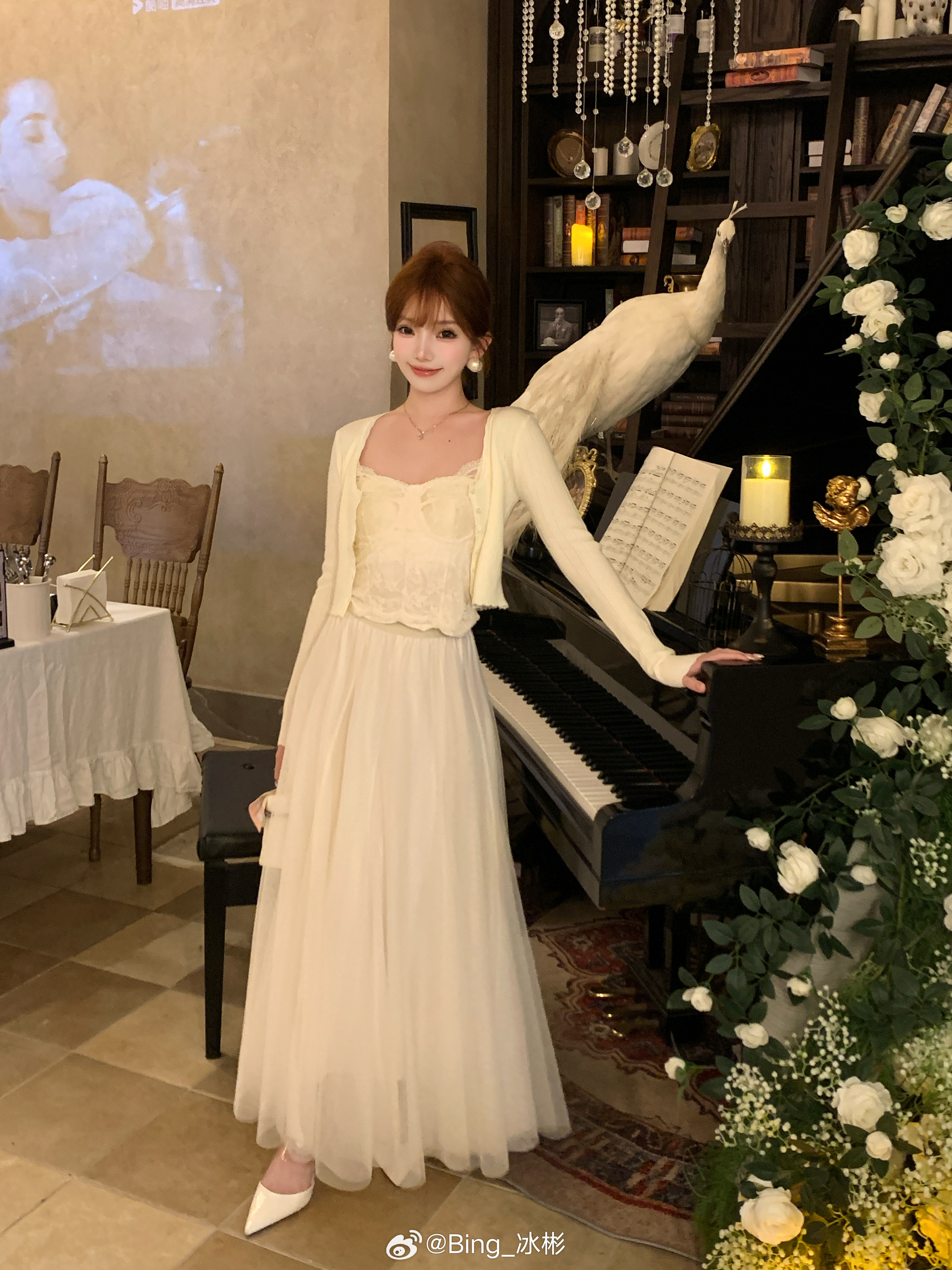 今天开⬇️搭配的针织衫和纱纱半身裙解锁🔓更多搭配~ 