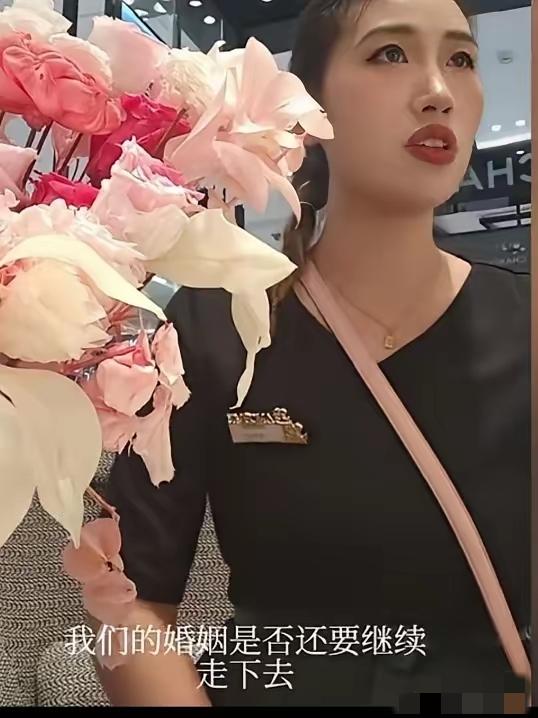现在刷到西贝的消息，我都先捏把汗——这牌子像是自带“热搜体质”，但总不是啥正面热