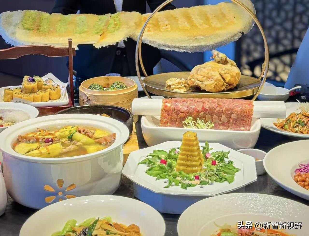 西安艳阳天西府饭的主角美食朋友们喜欢吃陕西的臊子面吗?春光臊子面 陈仓臊子面 西
