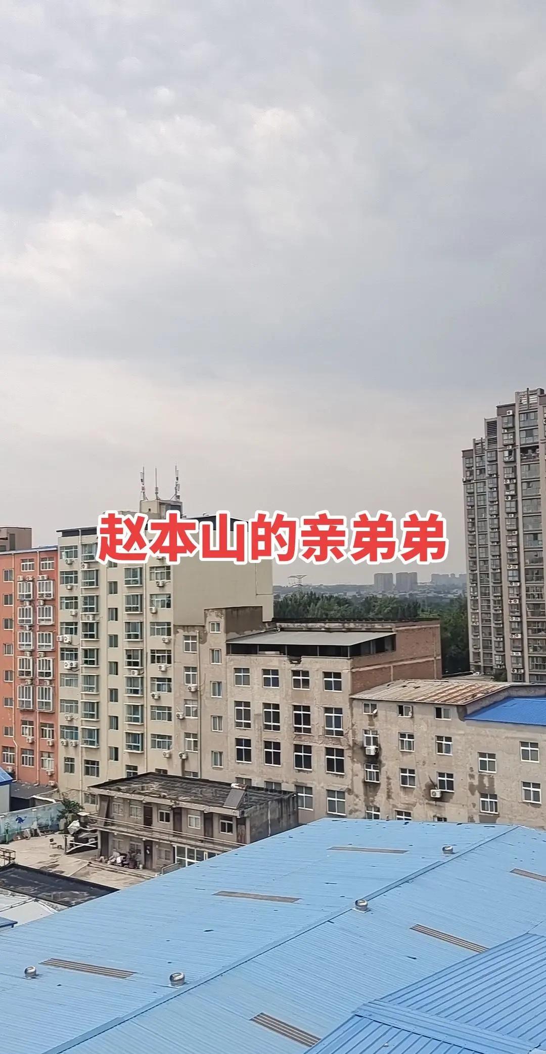 中国女团世乒赛1-2绝境翻盘：孙颖莎连砍两分.王曼昱决胜局救赎，中国女团惊险夺冠