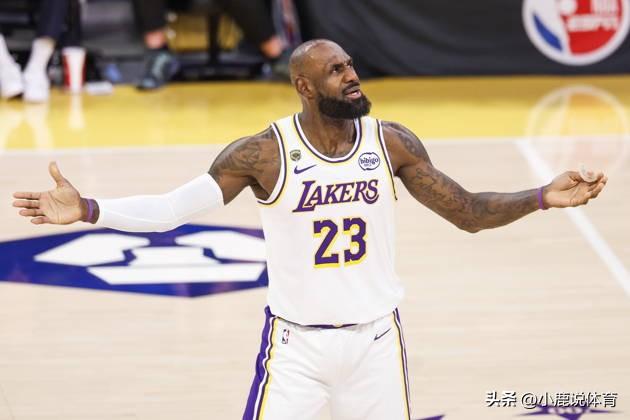 今年NBA休赛期操作，
直接把两队口碑彻底搞崩了。
湖人传出消息不续约老詹，不少