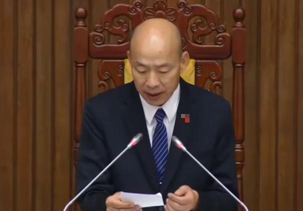 台“立法院”59:51表决通过　冻结卓荣泰4个月薪资
 
国民党“立委”翁晓玲日