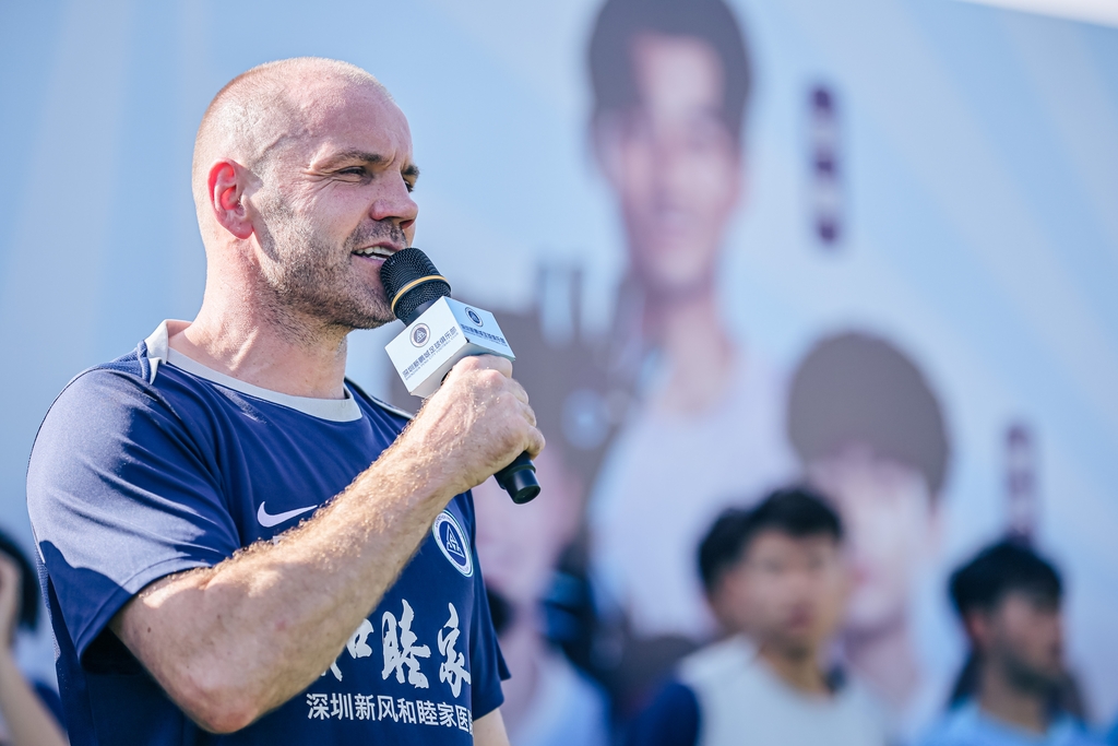尼尔森：卡尔采夫会回到球队阵容，我们的中国球员同样出色