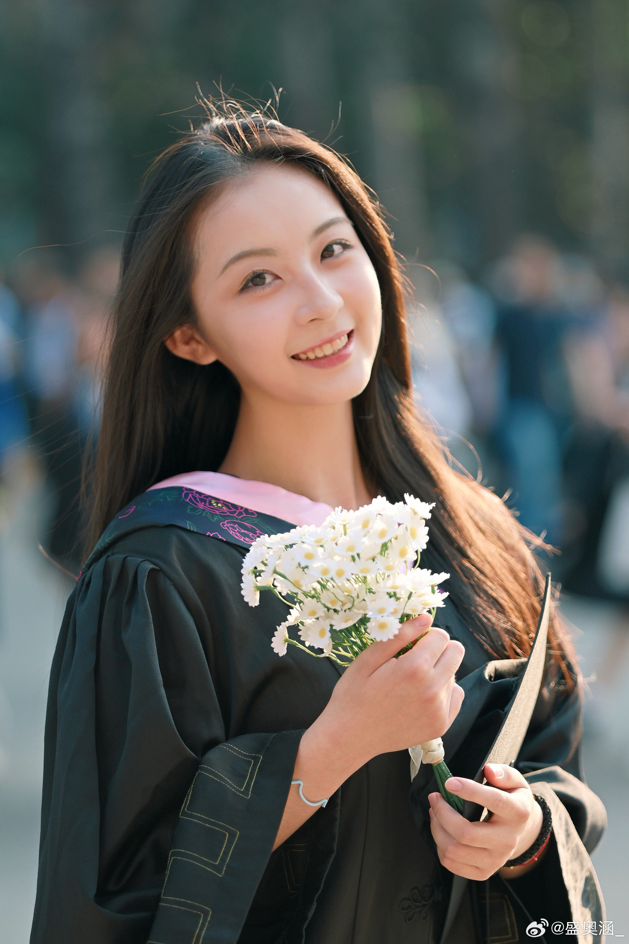 🌷²º²¹/₂₀₂₅🫧  “青春赴山海，未来正可期”。  首都师范大学毕业典