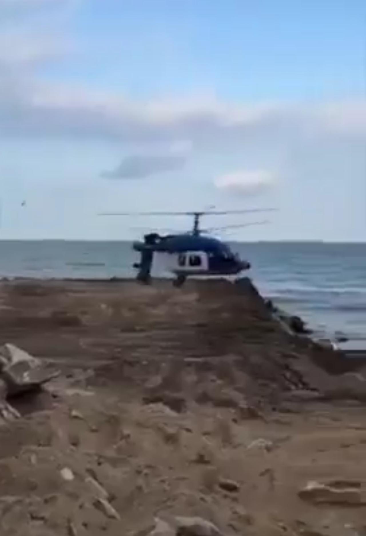 一架卡-226直升机在达吉斯坦共和国阿奇苏地区坠毁，造成5人死亡。