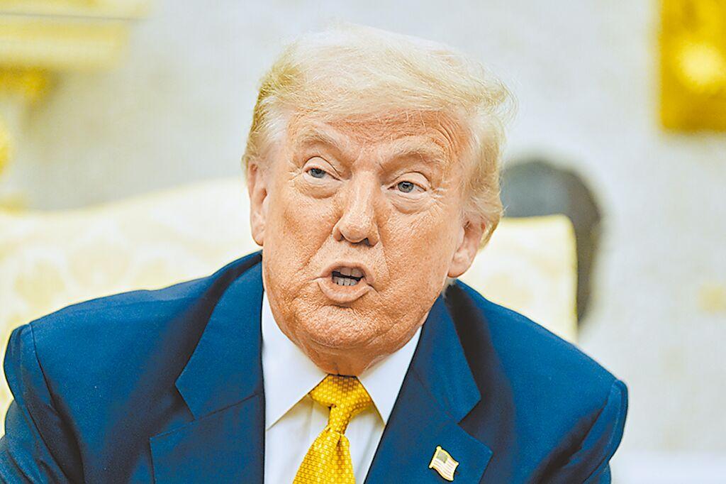 这场贸易战的苏秦 该粉墨登场了
 
近日美国政府像极了国税局，一波波的税单寄出，