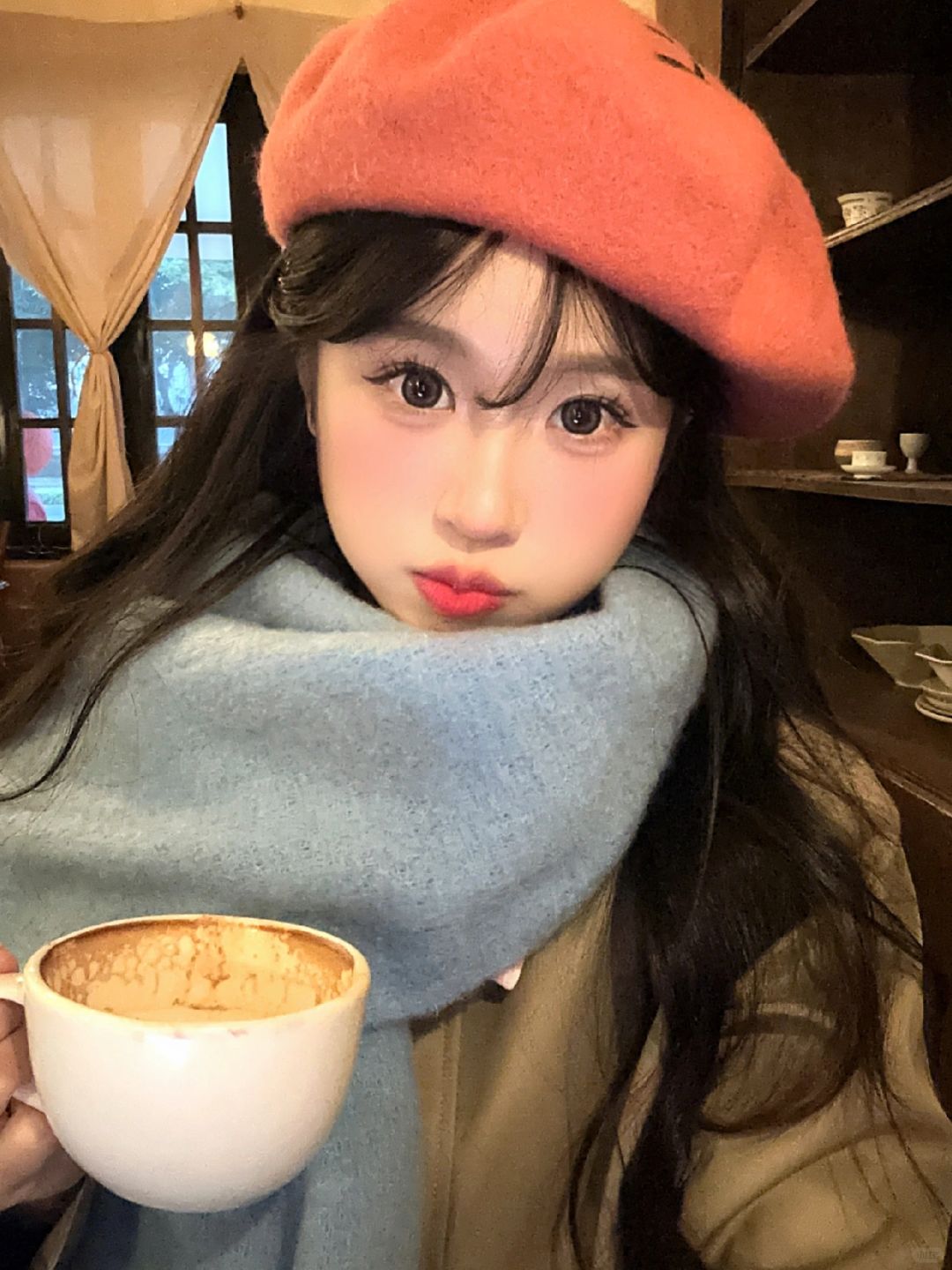 咖啡店这么拍好甜!!๑•́ ᴗ<๑