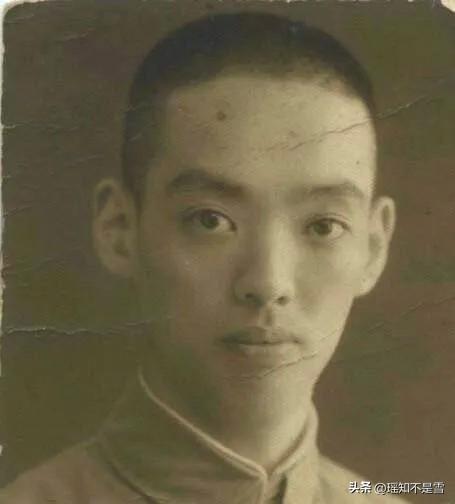 1939年，国军营长史恩华，被日军包围，师长大惊，连忙组织人员营救，谁知营长却说