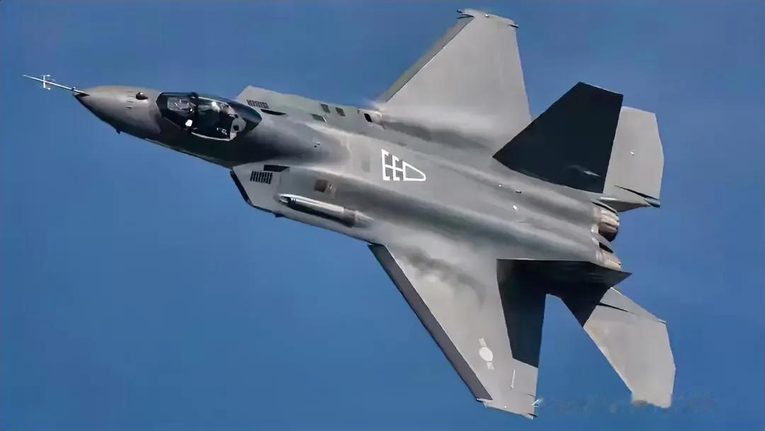 韩国准备把KF-21战斗机全面升级成KF-21EX。从概念图看，KF-21EX变