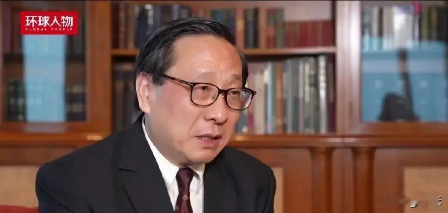 高志凯一句诘问戳破谎言，陈默把烫金《孤影》样书重重拍在红木桌上。

在刚和出版社