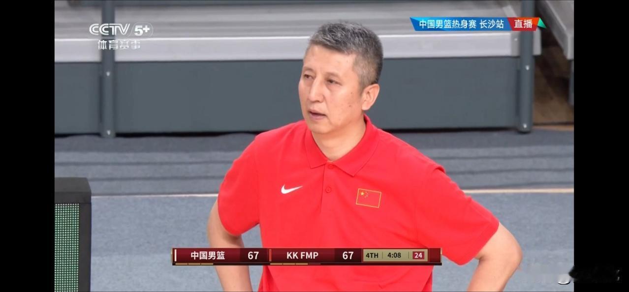 广西三杰大放异彩！
中国男篮82-78战胜塞尔维亚FMP拉德尼基队。
广西三杰庞