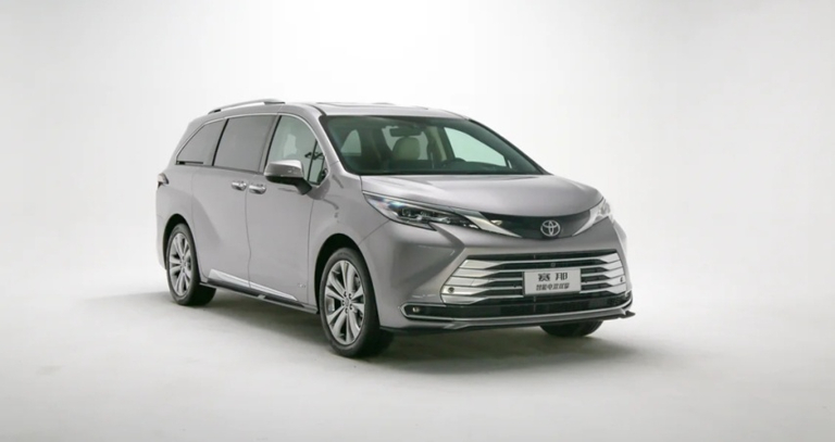 TOYOTA ​​​