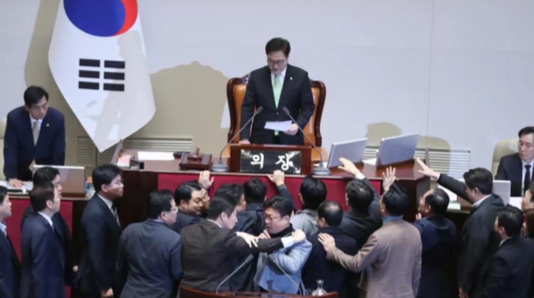 联合国现场尴尬了，朝鲜代表一句话把日本问懵了，“日本想成为安理会常任理事国？”李