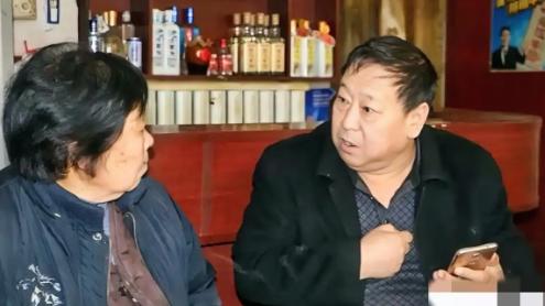 2007 年，法庭上，一名罪犯突然站起来对着法官，大喊道：我明明杀了 3 个人，