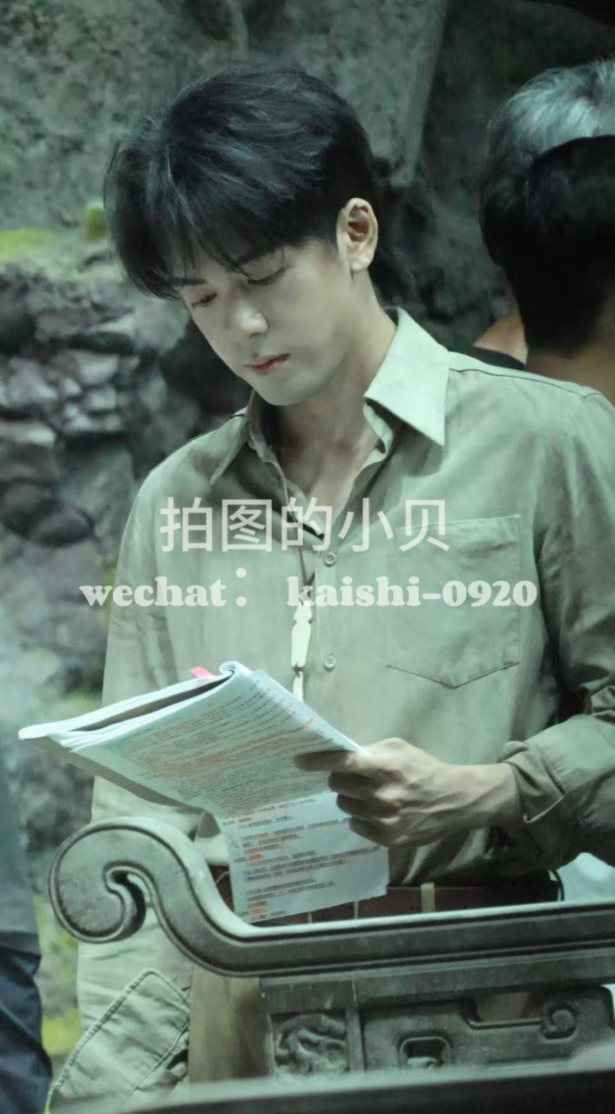 去年的小狗哥哥脸蛋还这么duangduang的（其实是过敏了肿了一点） 