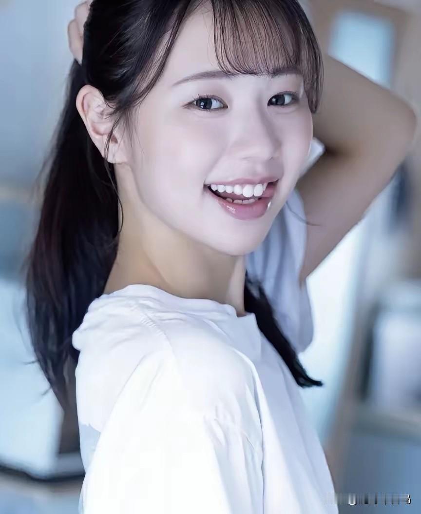 她是谁？在线等，很急…