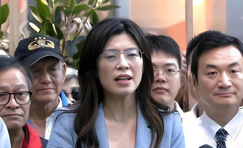 民进党又搞“断财路”操作？大陆送十项大礼，他们反手扣上“统战”帽子！



大陆