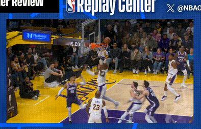 雷迪克挑战成功，东契奇被犯规在先！国王vs湖人