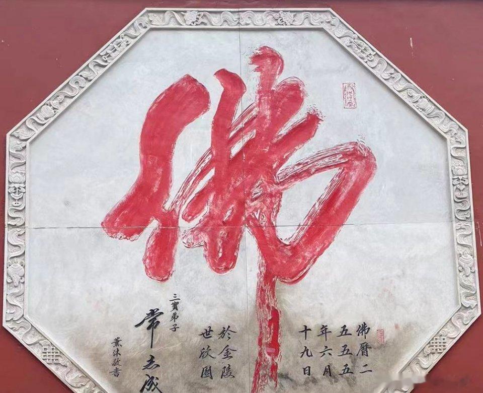 看到这我真的流下眼泪了真的心疼这位姑娘哭出来吧！这也是一种释放，以后的生活你会很
