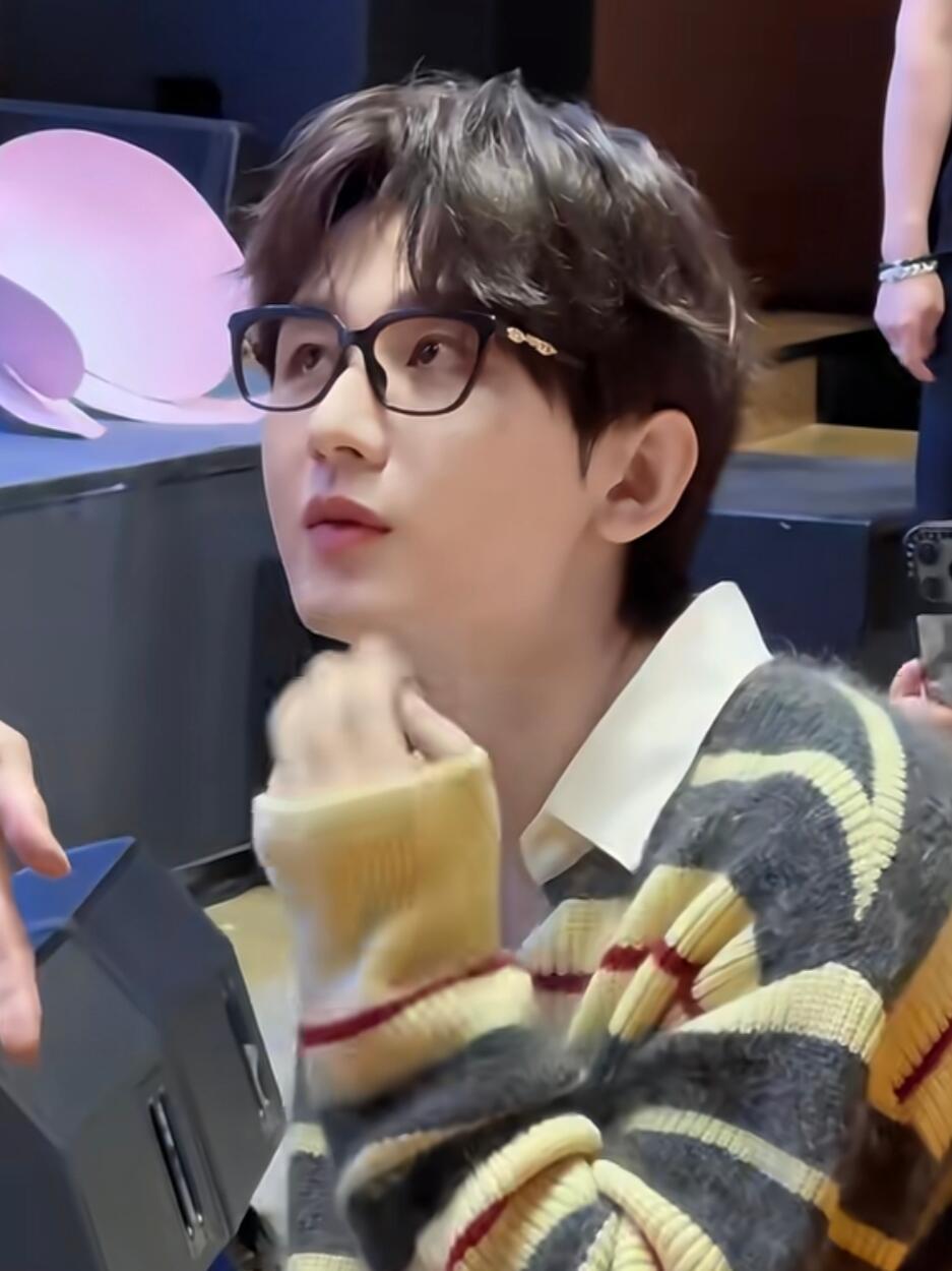 乖乖小宝，一举一动都牵动我的心🥰 ​​​
