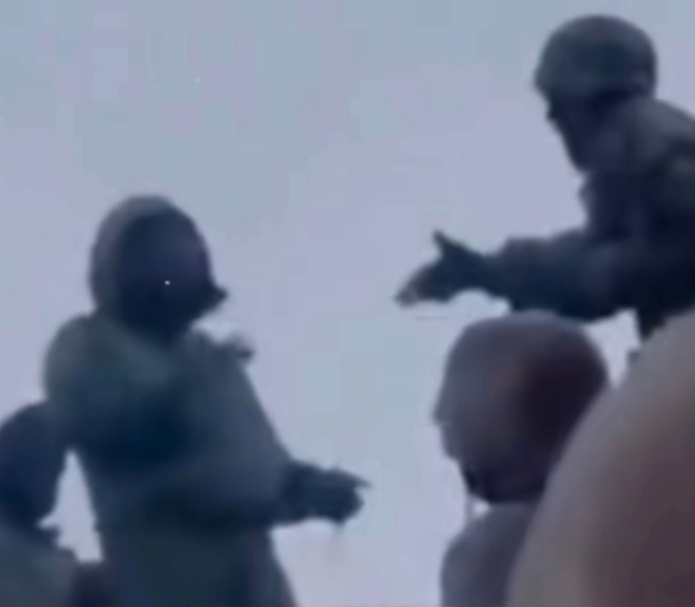 伊朗外交部长阿拉格齐26日表示，当天在瑞士日内瓦与美国代表举行的第三轮间接谈判取