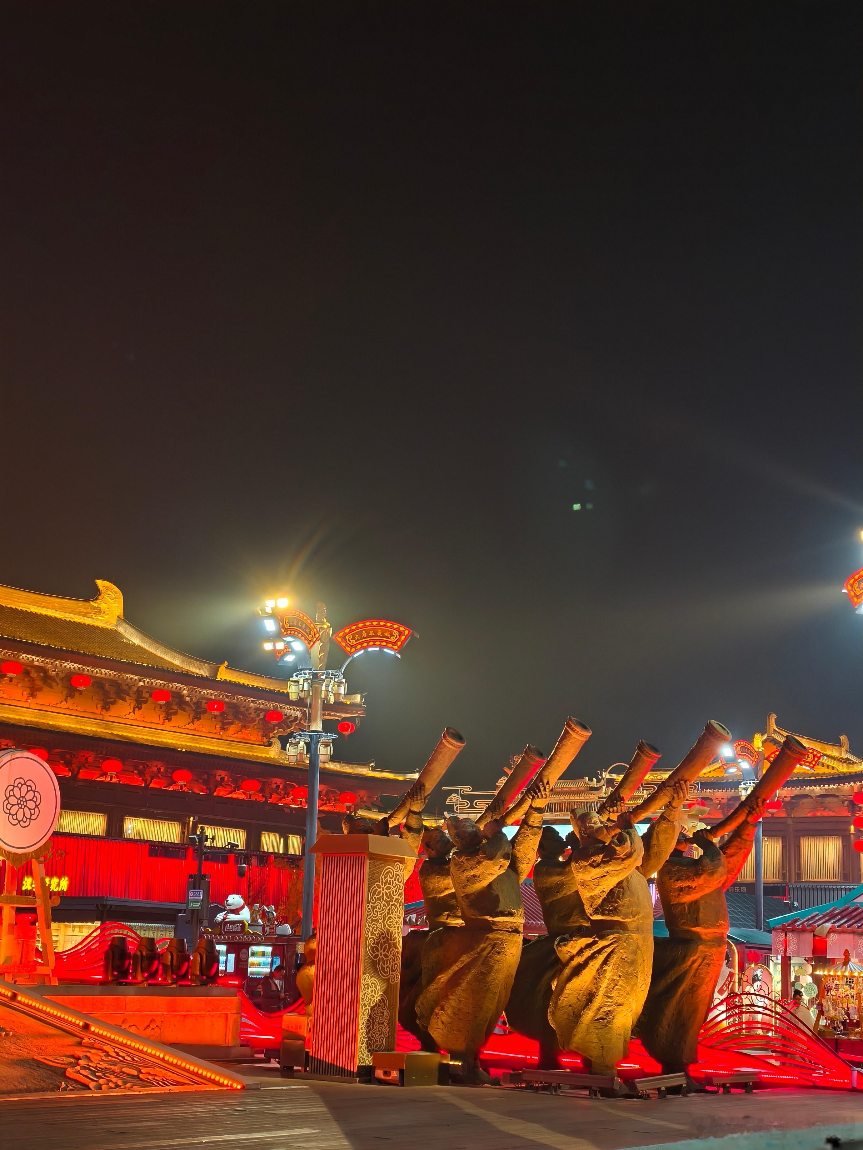 大唐不夜城总经理助理邢乐被查其实西安大唐不夜城口碑一直不错，突然曝出助理被查确实
