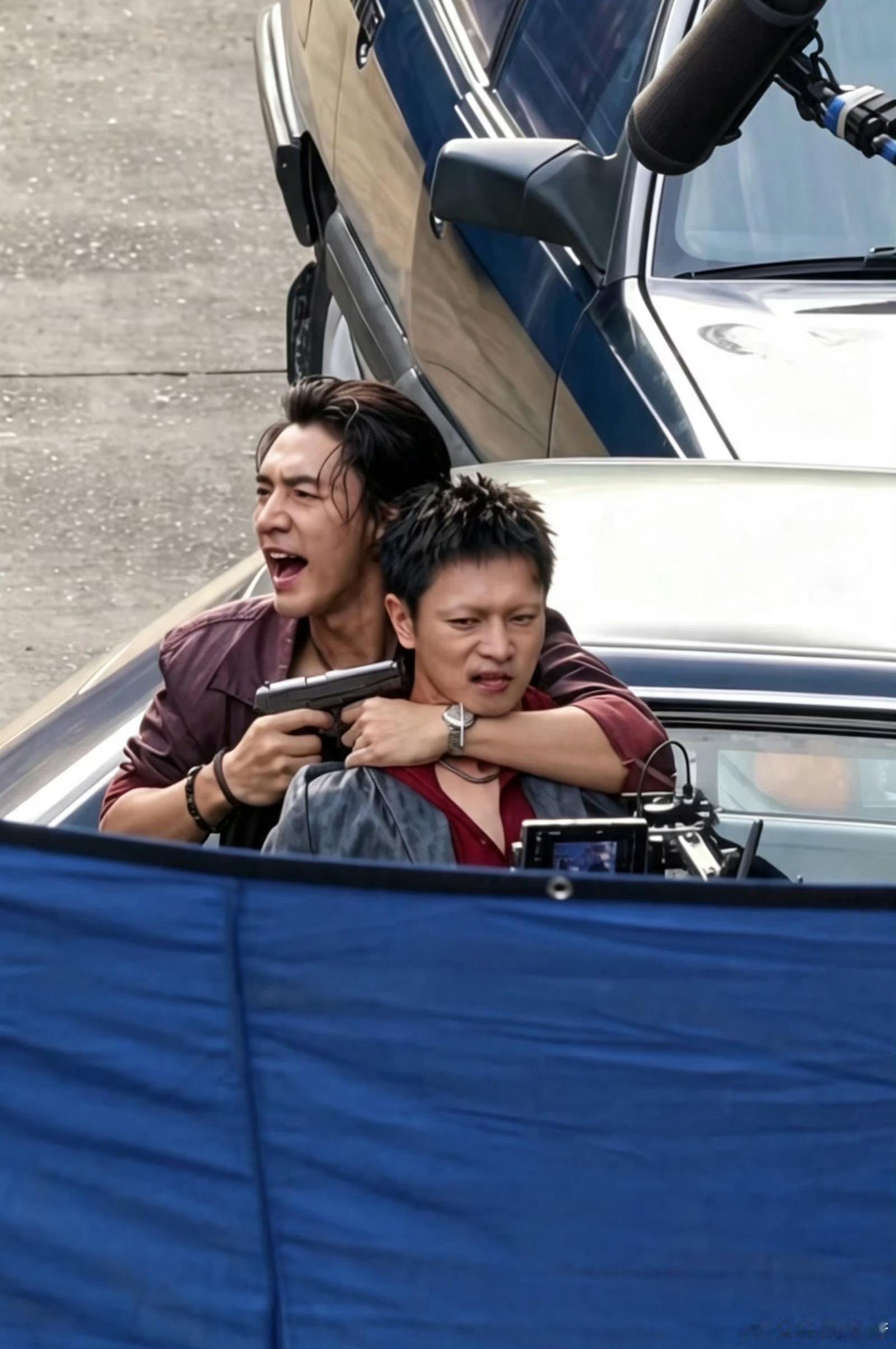 黄曦彦新剧无眉性张力昔日封神同袍，今朝刀兵相向。黄曦彦无眉冷峻，每一帧都溢出危险