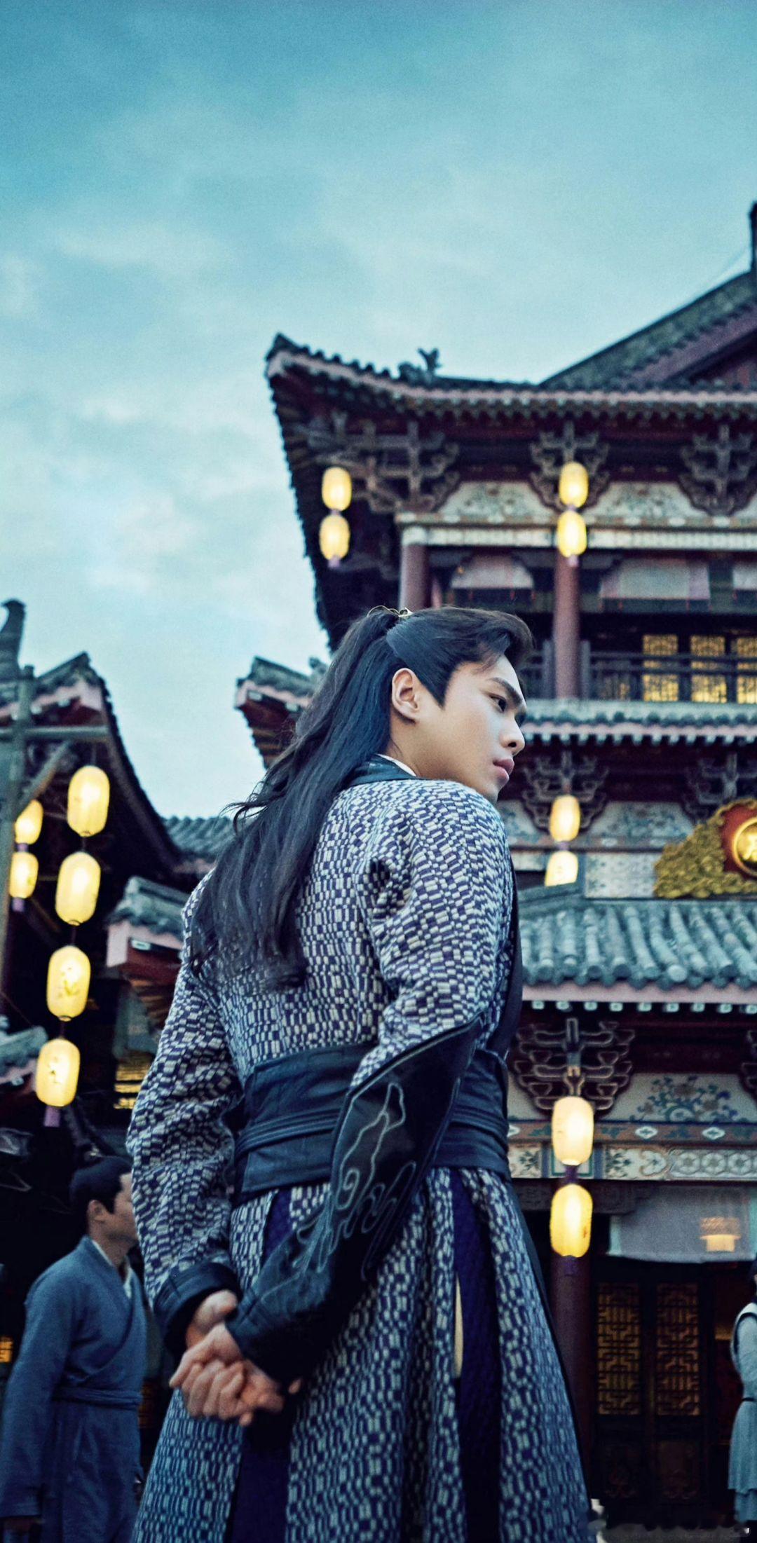 #大庆粉丝包场为庆余年放烟花#粉丝们用璀璨的烟花向《庆余年》致以最热烈的祝福，大