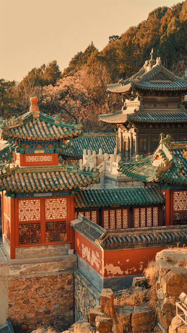 你是什么人，便会吸引什么人。每一个人都有一个气场；充满乐观气息安贫乐道的人，好运