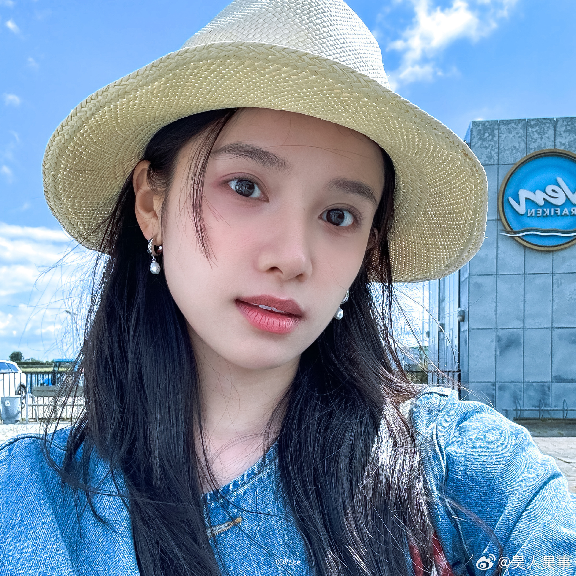 张婧仪将参加白玉兰颁奖典礼来看 