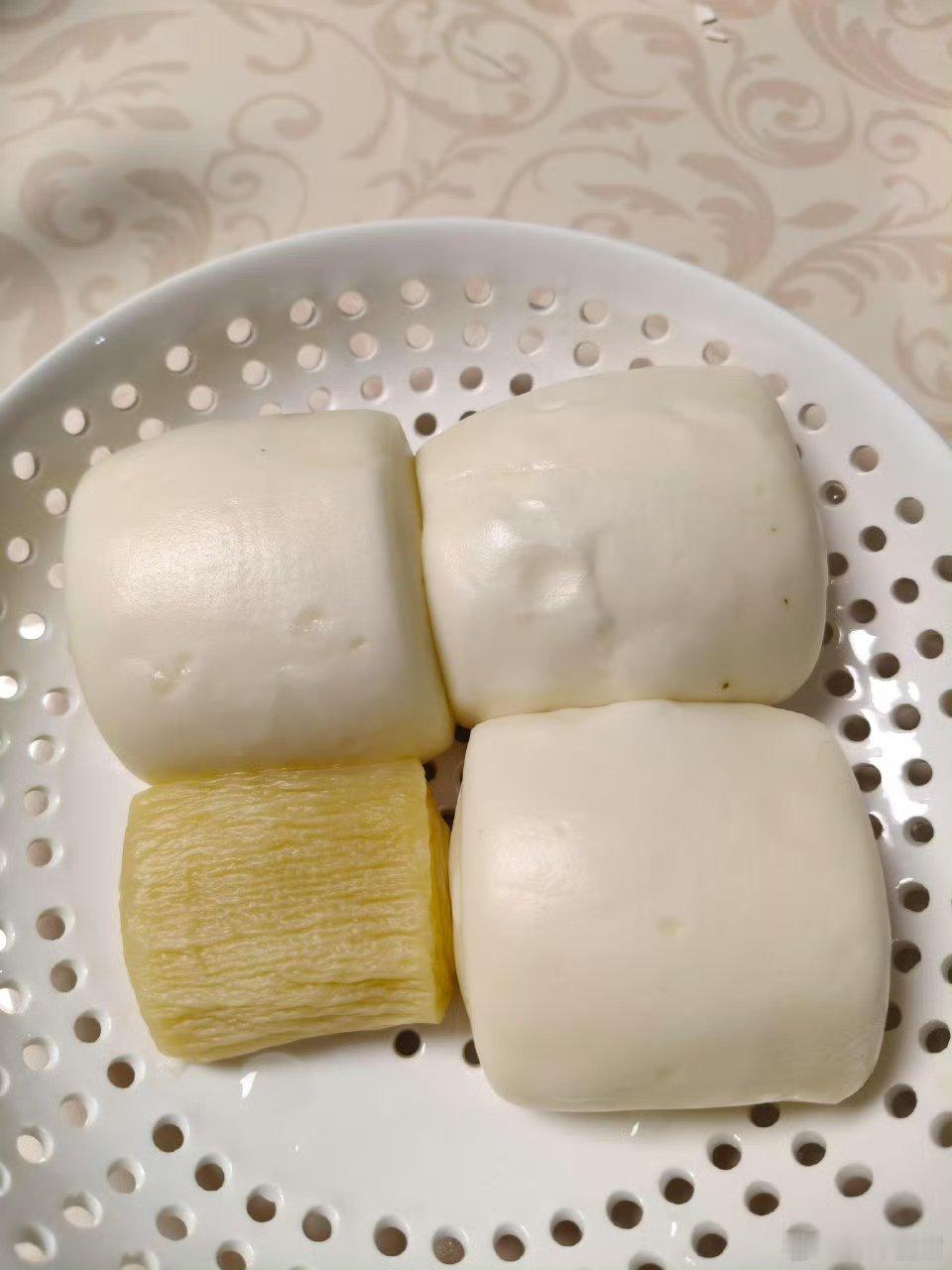 一馒落三馒生好像每次都不能一次性成功哎，四个的时候总有一个大不了，好像有什么寓意
